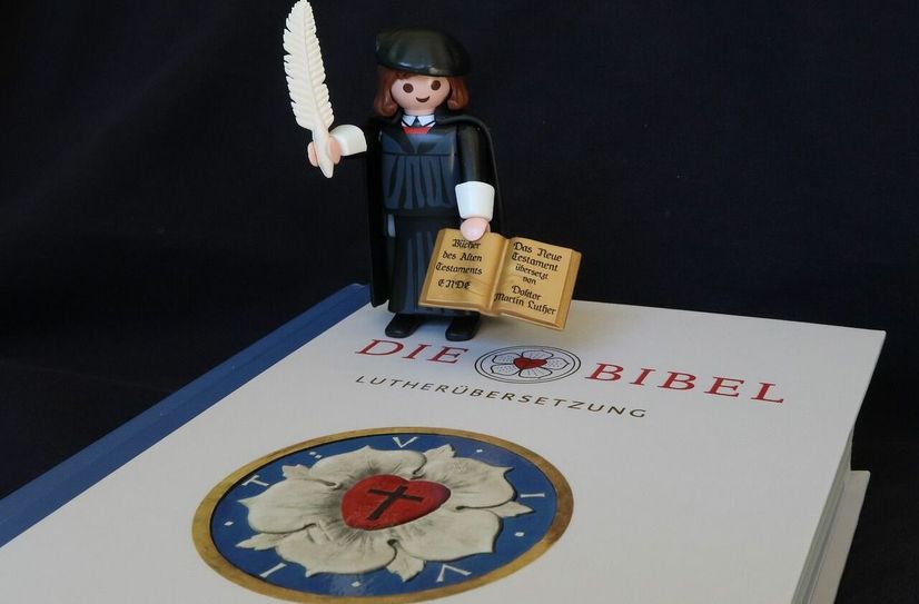 In dem Musical »Das Geheimnis der Wartburg« geht es um die Geschichte von Martin Luther, der als Junker Jörg auf der Wartburg in Eisenach die Bibel übersetzt hat.