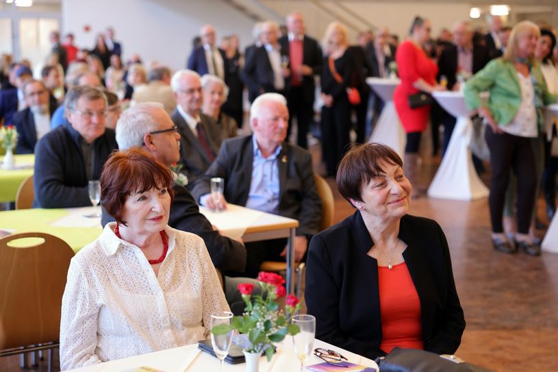 Rund 200 Gäste folgten der Einladung des Bürgermeisters zum Frühjahrsempfang der Kreisstadt Senftenberg in die Mensa der BTU.