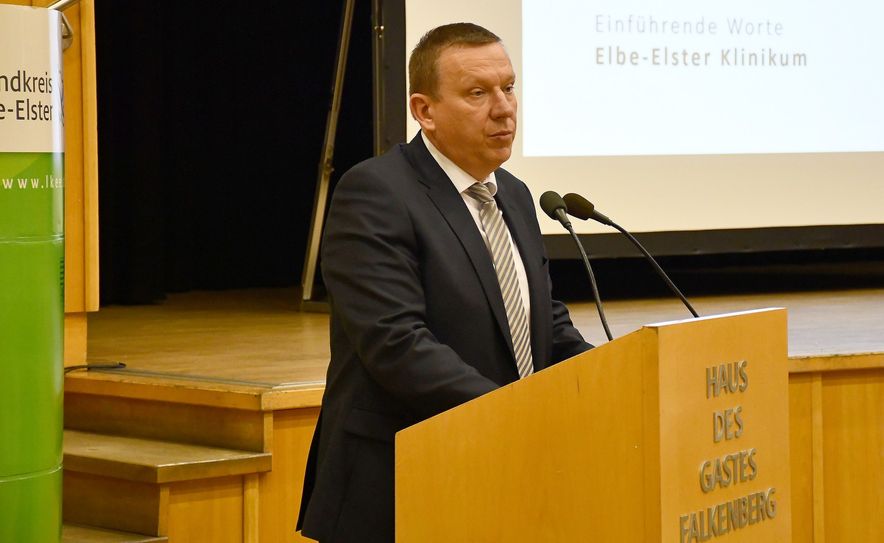 Landrat Christian Jaschinski bei seiner Ansprache im Kreistag.