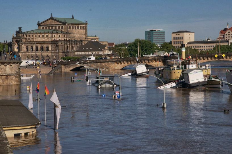 Juni 2013: Hochwasser an der Elbe in Dresden. Foto: Starke
