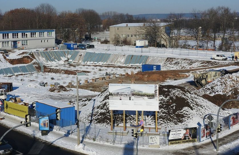 Gelände der neuen Handball-Arena des HC Elbflorenz auf dem eine Fliegerbombe gefunden wurde. (Foto: Büttner)