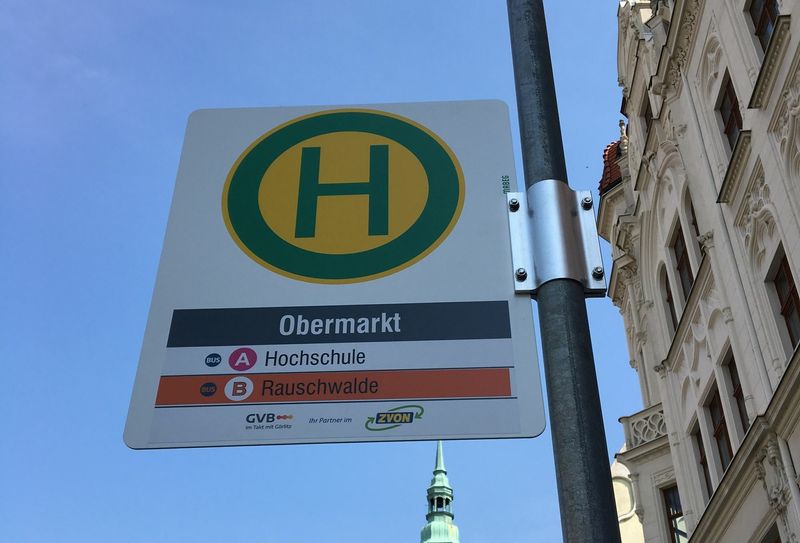 Die Haltestelle auf dem Obermarkt wird auf den Klosterplatz verlegt. Foto: Keil