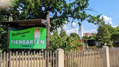 Liebenswertes Strehla: Tierpark, Schloss und Nixe.... 
Fotos: Farrar