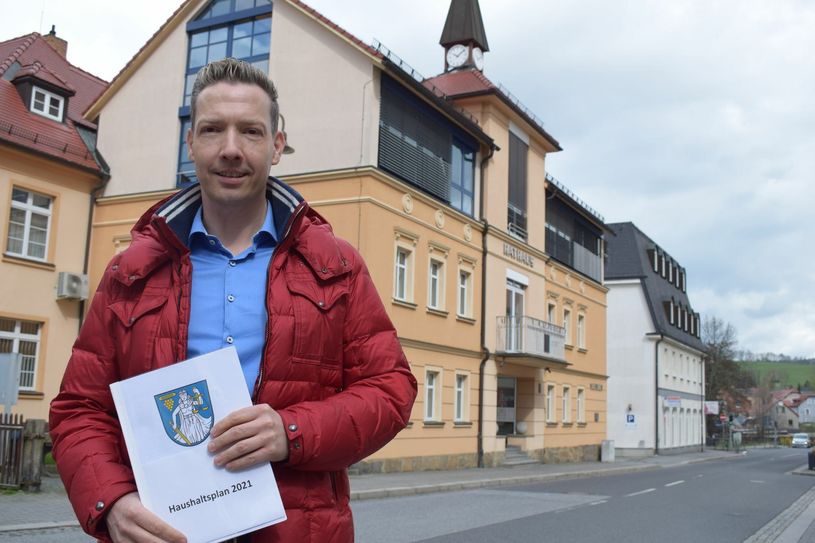 Bürgermeister Michael Herfort konnte in Zusammenarbeit mit dem Stadtrat einen kräftigen Haushalt auf den Weg bringen. Foto: spa