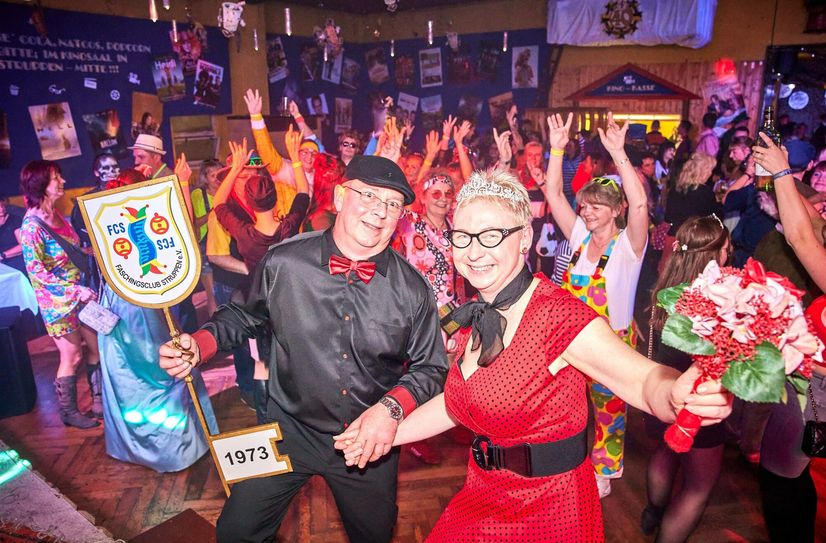 Der Struppener Faschingsclub startet in seine 47. Saison. Prinzessin Yvonne und Prinz Heiko sind das erste frisch gekrönte Prinzenpaar im Landkreis.