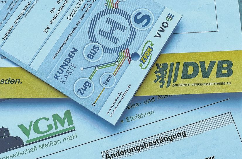 Der Wechsel der Abos für das Bildungsticket von der VGM zur DVB geht problemlos - aber nicht für alle! Ungünstig abgestimmte Termine können zu Doppelabbuchungen führen.