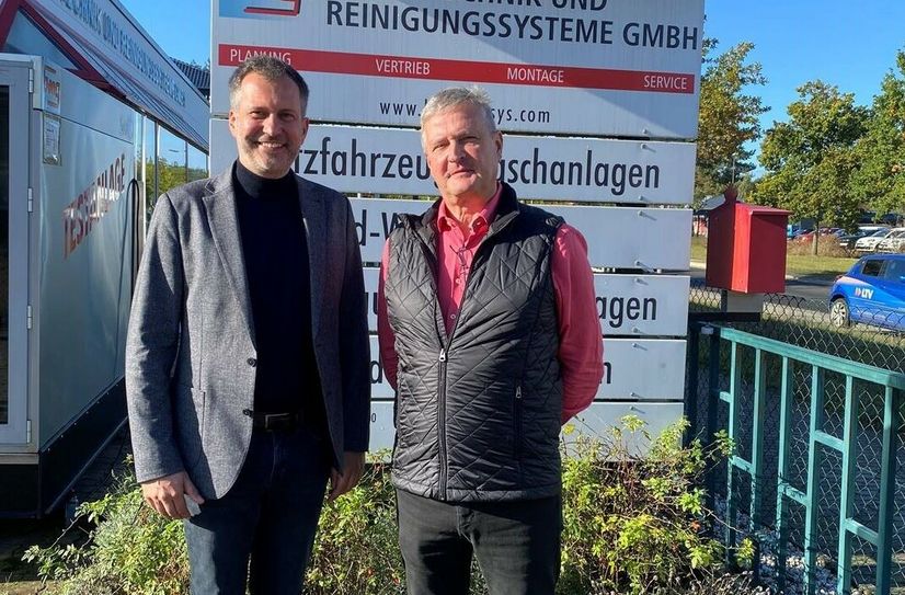 OB Tobias Schick mit Björn Engel (geschäftsführender Gesellschafter beng).