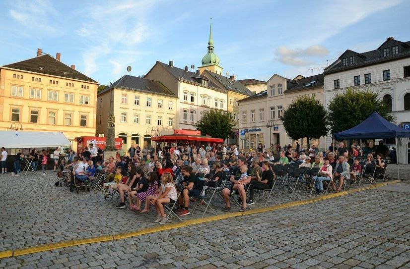 Auf dem Sebnitzer Marktplatz wird wieder buntes Treiben herrschen.