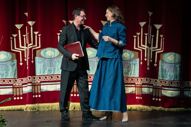 Stephan Märki und Schauspielerin Charlotte Müller
bei der Max Grünebaum-Preisverleihung 2023