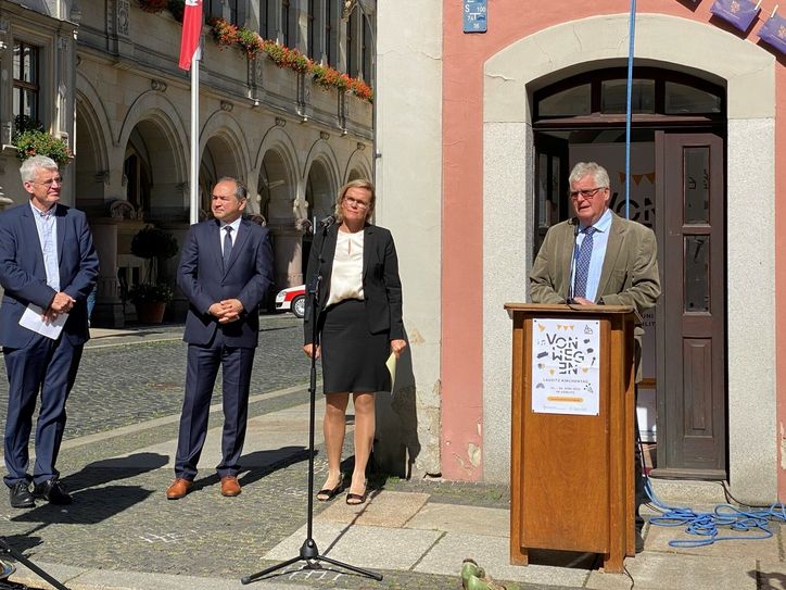 Eröffnung des Kirchentagsbüros am Görlitzer Untermarkt mit Pfarrer Matthias Scheufele,