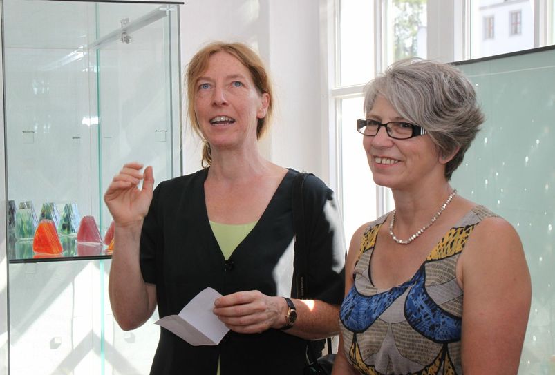 Bird Jones aus Wrexham (re) mit der Doberluger Künstlerin Catrin Große. Foto: Jürgen Weser