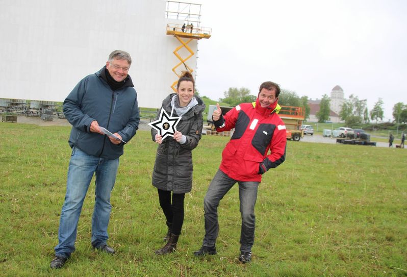 Freuen sich auf den Start heute Abend 21 Uhr: Holger Zastrow, Daniela Hesse und Mattheo Böhme (v.l.).  Fotos (2): Pönisch