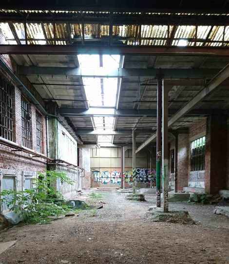 Rester der ehemaligen Schokoladenfabrik auf der Hopfgartenstraße. Fotos: Alexander Pötzsch Architekten