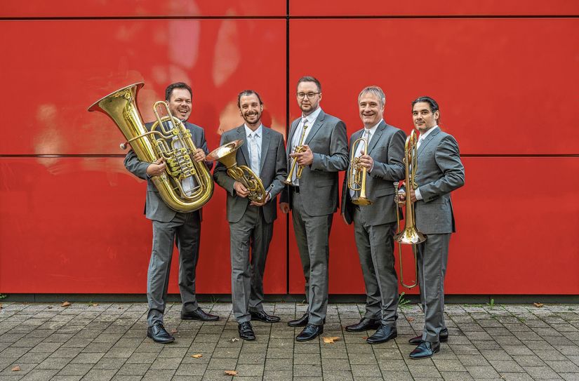 CLASSIC BRASS