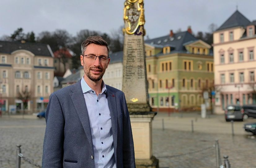 Der Sebnitzer Oberbürgermeister Ronald Kretzschmar will mit einem Mountainbike-Trail deutlich mehr Touristen in die Region holen. Damit trifft er genau die Pläne des Freistaates.