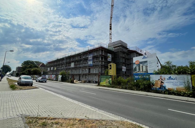 Die Berliner Höfe an der Berliner Straße: Am Neubauprojekt der Wohnungsbaugenossenschaft Weißwasser (WGW)  wurde am 15. Juni Richtfest gefeiert.