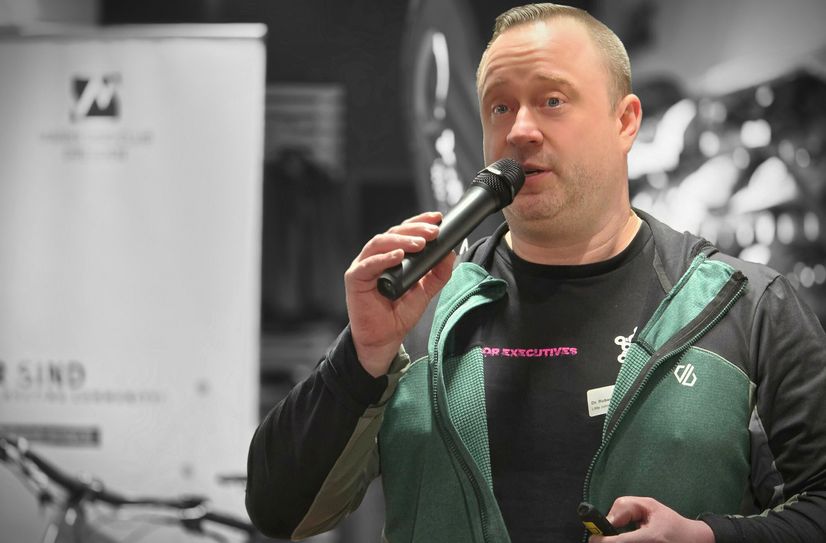 Little-John-Bikes-Geschäftsführer Dr. Robert Peschke erzählt, wie er sein Business sieht.