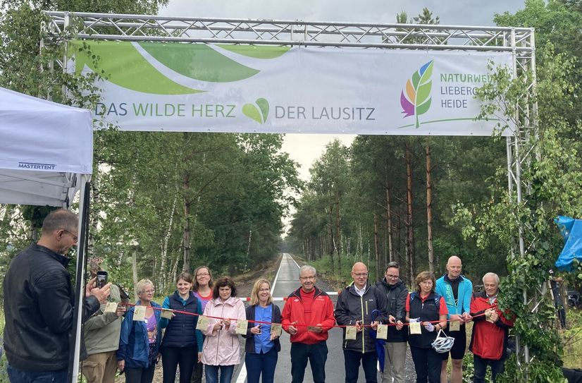 Der Heideradweg ist eröffnet.