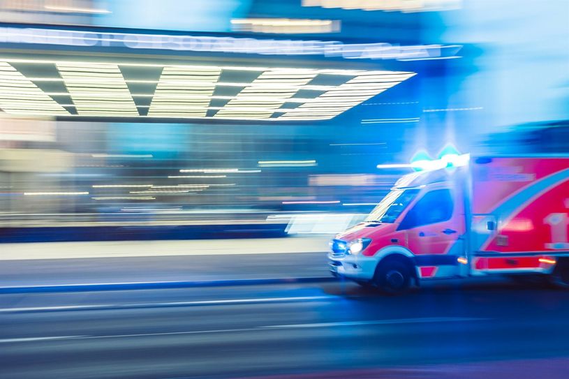 Ein 44-jähriger ist am Sonntag im Kubschützer Ortsteil Blösa tödlich verunglückt.