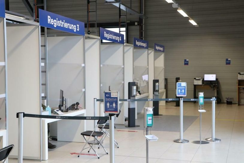 Der Registrierungsbereich des Impfzentrums in Schönefeld. Foto: Landkreis Dahme-Spreewald