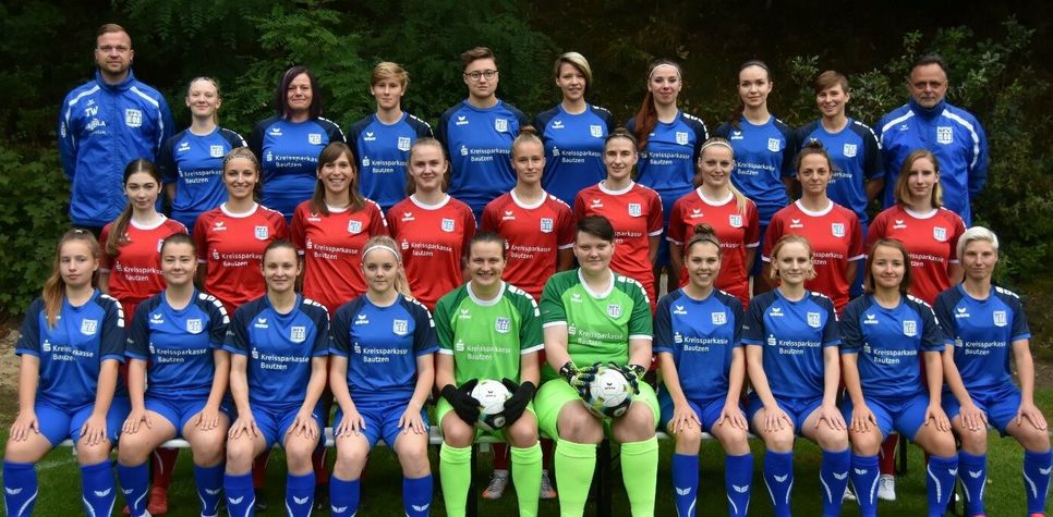 Die BFV-Frauen kämpfen in der Regionalliga gegen Mannschaften wie Union Berlin oder den FC Magedeburg. Mittlerweile hat sich herumgesprochen, dass die »Schiebocker« Frauen guten Fußball spielen können.                          Fotos: Bischofswerdaer FV 08
