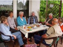 Gemütliches Beisammensein ist in der Hausgemeinschaft "Zum Roten Gut 9a" eine Selbstverständlichkeit. Foto: privat