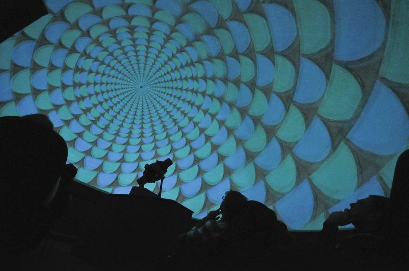 Neben den bekannten Spielstätten wie Staasttheater, Stadthalle oder Weltspiegel werden beim 27. FilmFestival Cottbus auch im Raumflugplanetarium „Juri Gagarin“ Filme gezeigt - ungewöhnliche Perspektiven inklusive. Foto: Agentur