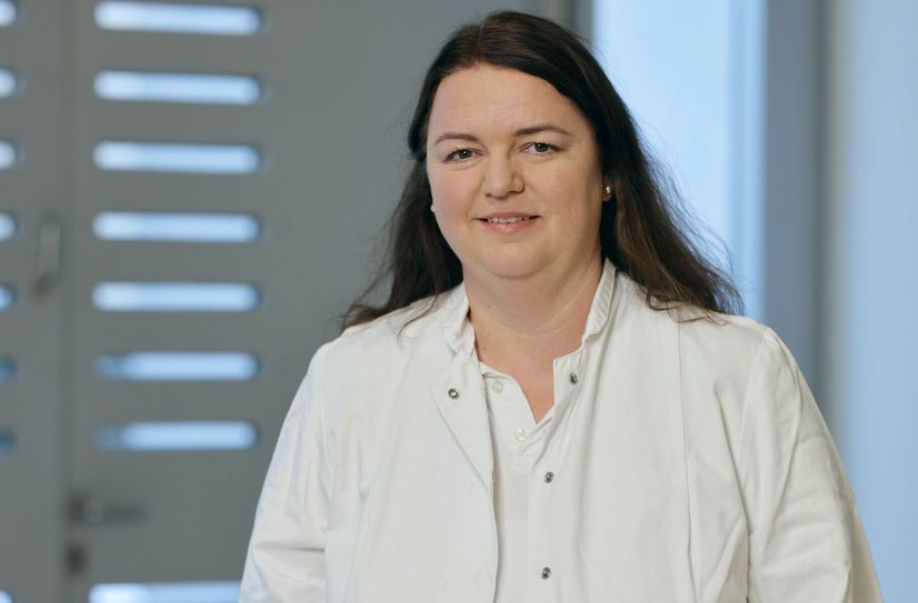 Oberärztin  der Abteilung für Kardiologie, Angiologie und Pulmologie, Sylvia Schmehl, informiert in der Spreewald Klinik Lübben über Risiken, Ursachen, Diagnostik und Therapie von Thrombosen und Lungenembolien.
