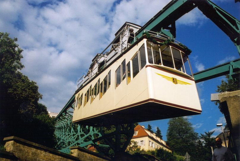Die Schwebebahn überwindet auf einer Strecke von 274 Metern einen Höhenunterschied von 84 Metern. Foto: VVO