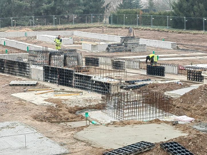 Der Blick gibt einen Eindruck von der Größe der Baustelle.