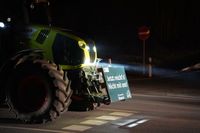 Bauernproteste an der Autobahnauffahrt bei Bautzen.