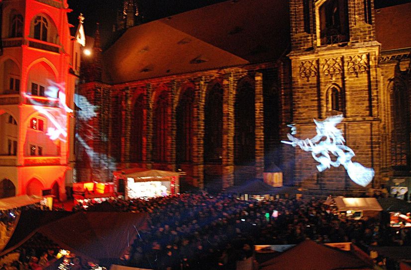 Walpurgiskonzert mit Hexe.