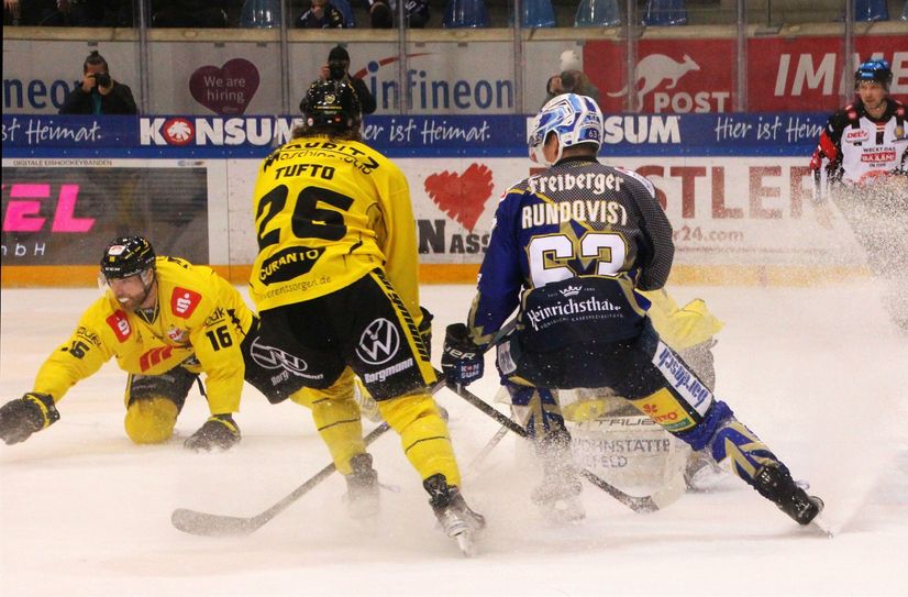 Dresdner Eislöwen vs. Krefeld Pinguine