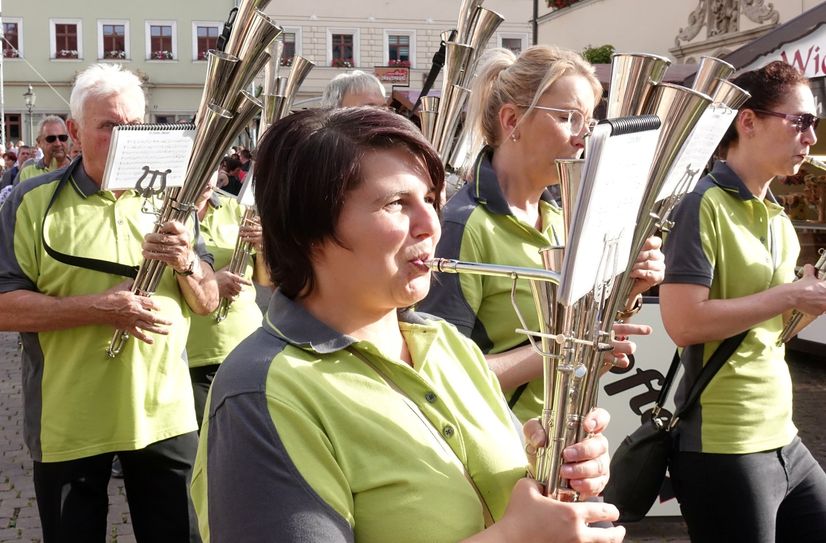 Die Schalmeienkapelle Graupa in Aktion.